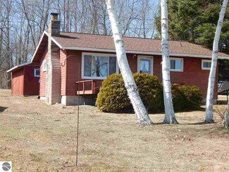 3547 W Cedar Lake Rd, Greenbush, MI 48738