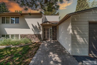 12000 S Sunrise Cir, Idaho Falls, ID 83404