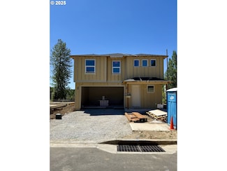 85 NW Mawrcrest Dr, Gresham, OR 97030