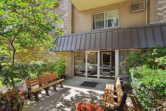 315 Marengo Ave Unit 2H, Forest Park, IL 60130