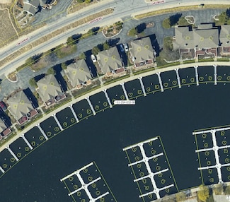 32 Marina Dr, Manistee, MI 49660