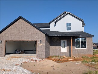 4932 Farmhouse St, Springdale, AR 72762