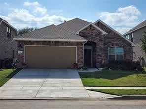 1904 Highlander Ct, Fort Worth, TX 76120