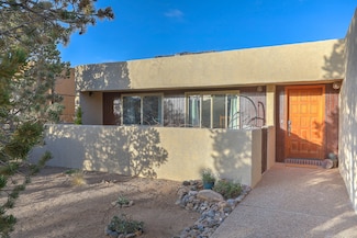 1948 Quail Run Loop NE, Albuquerque, NM 87122