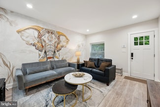 401 S Ann St, Baltimore, MD 21231