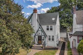 11461 176th St, Jamaica, NY 11434