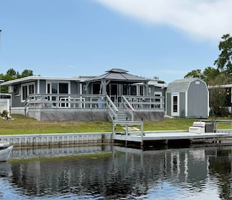 156 N Lake Dr, Leesburg, FL 34788