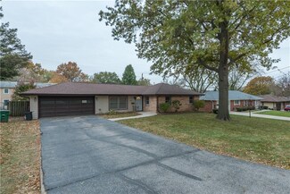7130 El Rancho Ave, Windsor Heights, IA 50324
