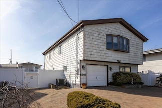 502 Nassau Ave, Freeport, NY 11520