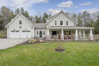 31 Firefly Dr, Freeport, ME 04032