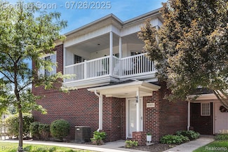 6913 Boulder Pointe Dr Unit 54, Washington, MI 48094