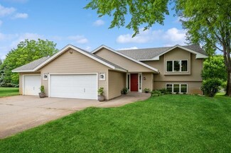 5709 Meadowlark Ct, Saint Cloud, MN 56303