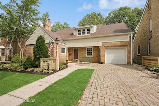 6753 N Sioux Ave, Chicago, IL 60646