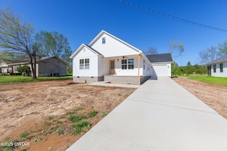 757 Christi Loop, Henderson, TN 38340