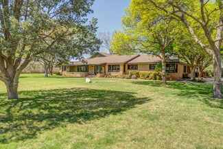 4902 19th St, Lubbock, TX 79407