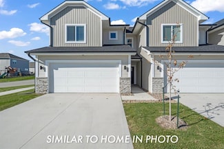 6928 Poppy Ct, Johnston, IA 50131