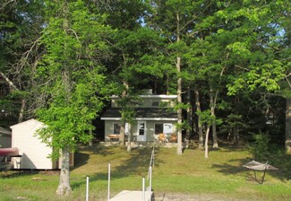 105 S Emerson Dr, Branch, MI 49402