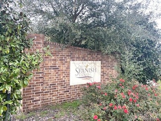 569 Sheila Dr, Sulphur, LA 70663