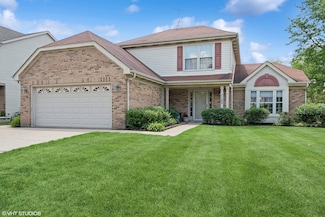 1104 Heritage Dr, Mount Prospect, IL 60056