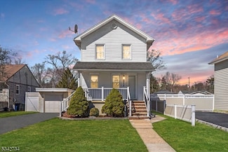 646 Harvard St, New Milford, NJ 07646