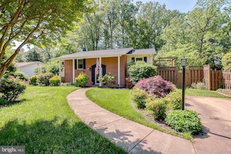 8329 Carnegie Dr, Vienna, VA 22180