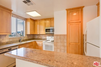 10747 Wilshire Blvd Unit 905, Los Angeles, CA 90024