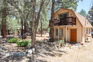 523 Wabash Ln, Sugarloaf, CA 92386
