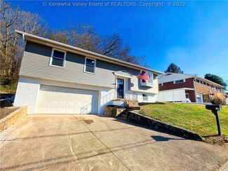 105 Brentwood Rd, Nitro, WV 25143