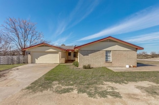 1300 Ray Berglund Blvd, Round Rock, TX 78664