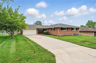 3040 Fontano Dr, Dayton, OH 45440