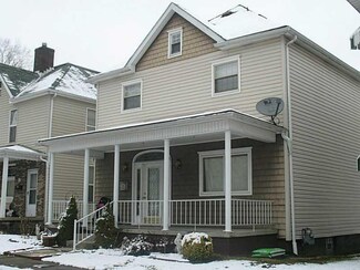 206 4th Ave, Scottdale, PA 15683