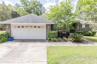 211 Foxchase Way, Crestview, FL 32536