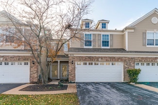 2636 Evergreen Cir Unit 15, McHenry, IL 60050