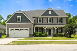 228 Bridgehaven Dr, Raeford, NC 28376