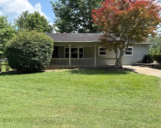 713 Rose Ave, Covington, VA 24426