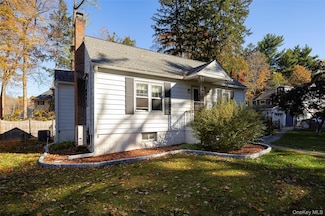 3 Pine Hill Dr, Wappingers Falls, NY 12590