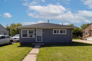 5725 N 60th St, Milwaukee, WI 53218