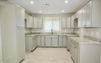 7216 S 37th Glen, Phoenix, AZ 85041