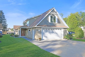 531 E Lake View Rd, Syracuse, IN 46567