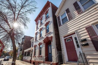449 2nd St, Troy, NY 12180