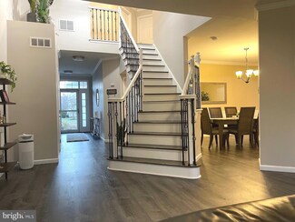 25 Spyglass Ct, Mount Holly, NJ 08060