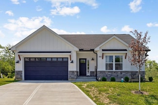 855 Sunrise Ridge Ct, Hamilton Township, OH 45039