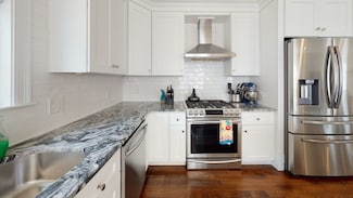 11 Myrtle St, Watertown, MA 02472