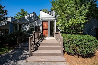 112 Waterside Clearing Unit 112, Acton, MA 01718
