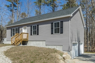 90 Deer Crossing Rd, Limerick, ME 04048