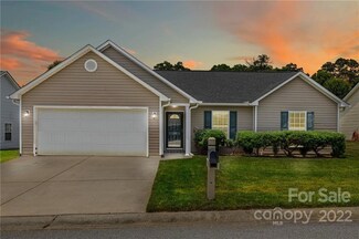 198 Lumber River Rd, Fletcher, NC 28732