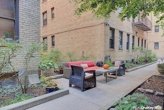 82-16 34th Ave Unit 3E, Jackson Heights, NY 11372