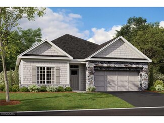 992 Spruce St, Newport, MN 55055