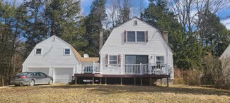 110 N Shore Rd, Stoddard, NH 03464