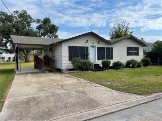 109 Rosewood Dr, Houma, LA 70360